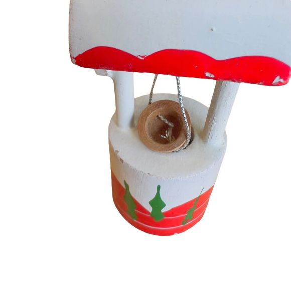 Vintage Red White Christmas Wood‎ Wishing Well & Bucket 3.5" x 2" Tree Ornament - Picture 3 of 11